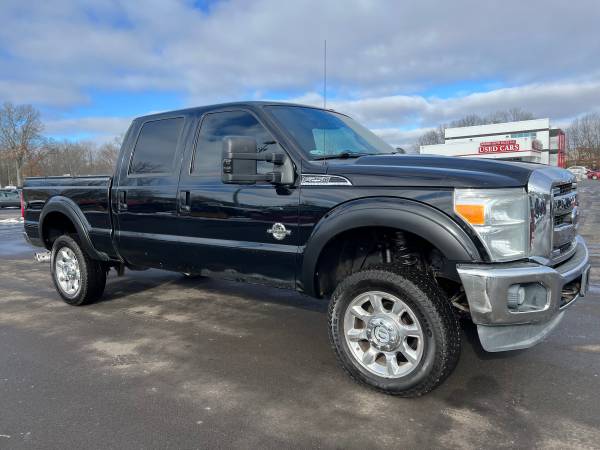 2011 Ford F-250 Lariat 4×4 Crew Cab