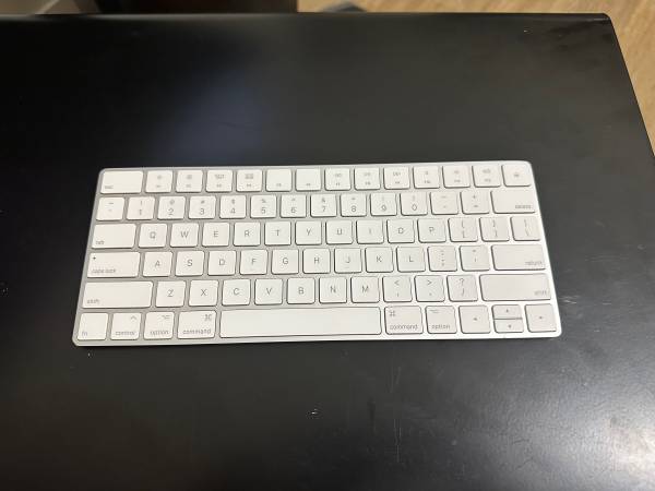 Apple Magic Keyboard