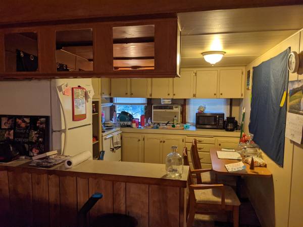 Single wide 1 BR 1 BA Mobile home Priced for quick sale