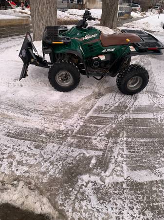 Polaris explorer 1999 with plow