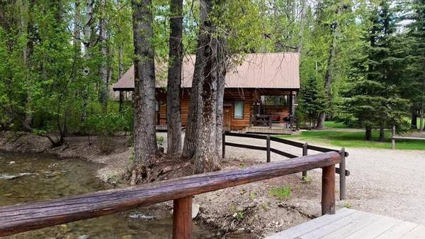 Glacier Park Log Cabin 8-12-8-19 $171