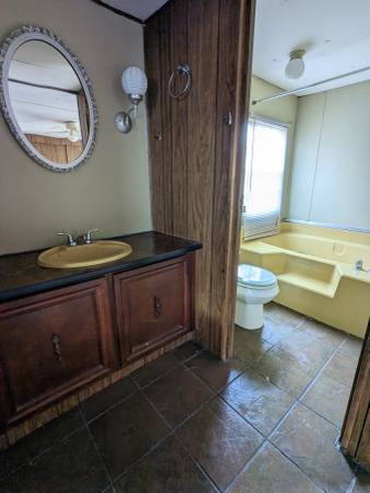 2 bedroom, 2 bath mobile home RTO