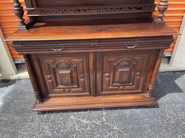 Solid OAK Hunt Cabinet/ Sideboard English 1800’s