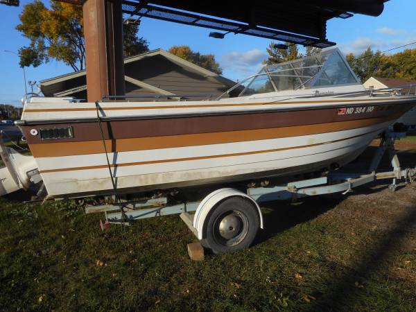 THOMPSON SPEEDBOAT 21 Foot