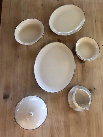 Mid Century Set of Flintridge China, Mirador