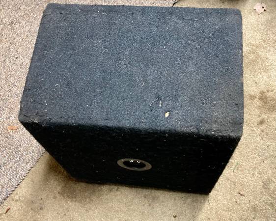 2 10” Subwoofer/ Vocals Speaker Car Audio Subwoofer Box