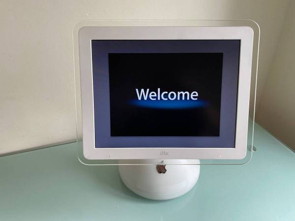 Apple iMac PowerMac G4 15″ Model M6498 EMC 1873 Vintage 2003