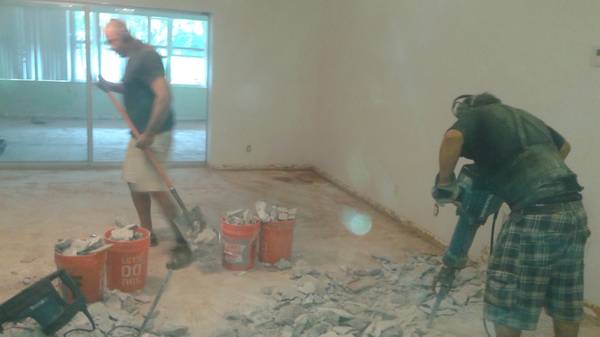 CHEAP TRASH REMOVAL // DEMOLITION SERVICE//TILE REMOVAL//