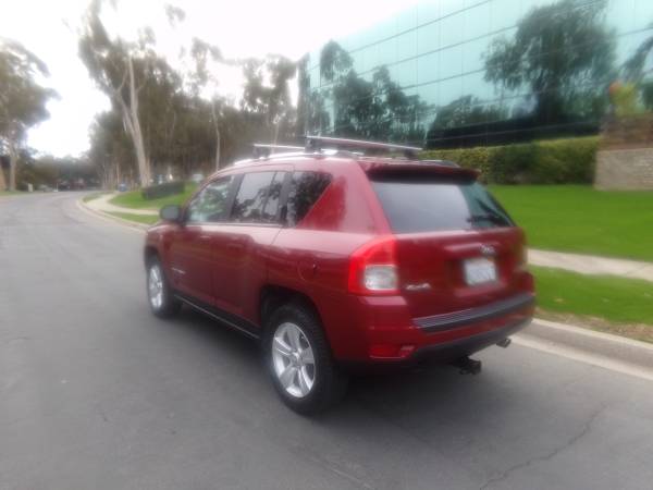 2012 JEEP COMPASS LATITUDE SPORT——DEALER SPECIAL——-ONE OWNER–