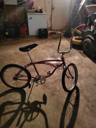 Antique/vintage schwinn bicycle