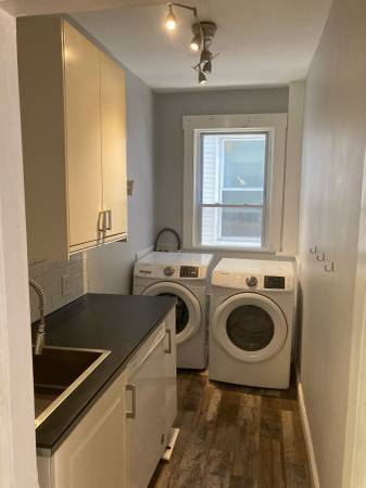 Gorgeous East Side Apartment Available