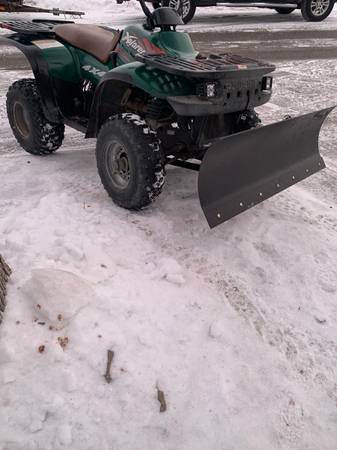 Polaris explorer 1999 with plow