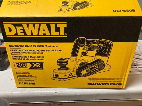 Dewalt 20v tools+Craftsman 20v battery kit+Mechanic socket set