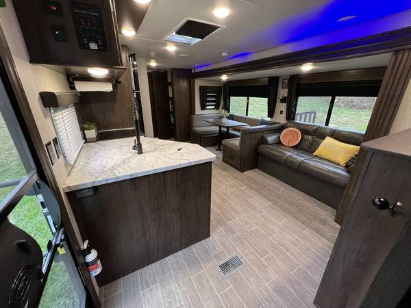 2021 Cherokee 324TS Travel Trailer