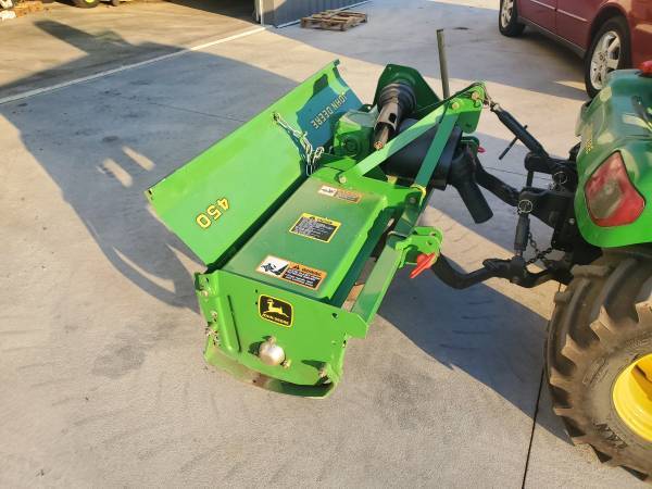 John Deere 50″ 3pt garden tiller