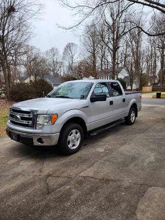 2014 Ford F-150 XLT **Low Miles** $22,500 OBO