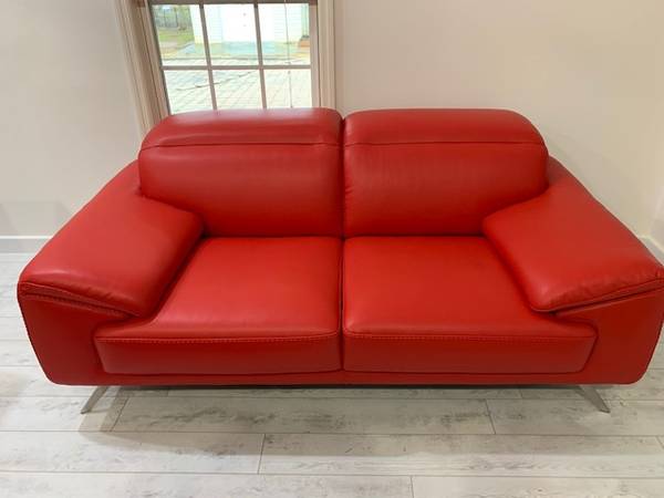 Bellini Italian Leather Swing Loveseat (New)