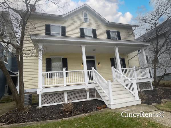 Large 3 Bed 2 1/2 Bath House in Hyde Park | Short Term Lease