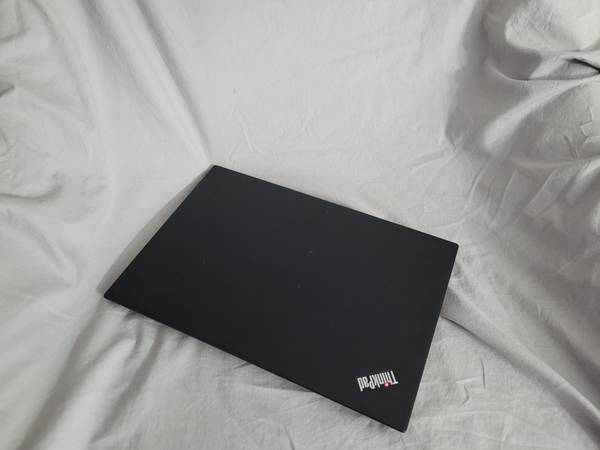 ThinkPad T490s i7 8GB 256GB SSD