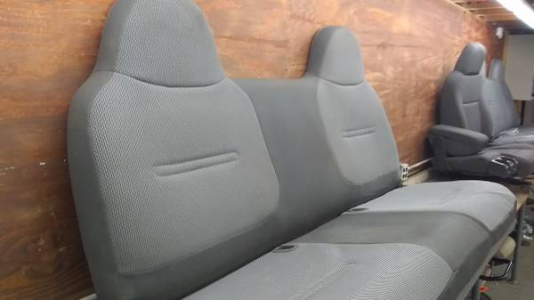 99-2008 Ford F-250/350 Super Duty Bench Seat. Rebuilt