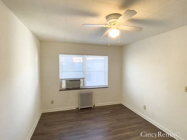 2786 Observatory Ave #5| 1 bedroom apartment