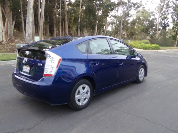 2011 TOYOTA PRIUS SPORT——–DEALER SPECIAL——–GREAT ECONOMY–