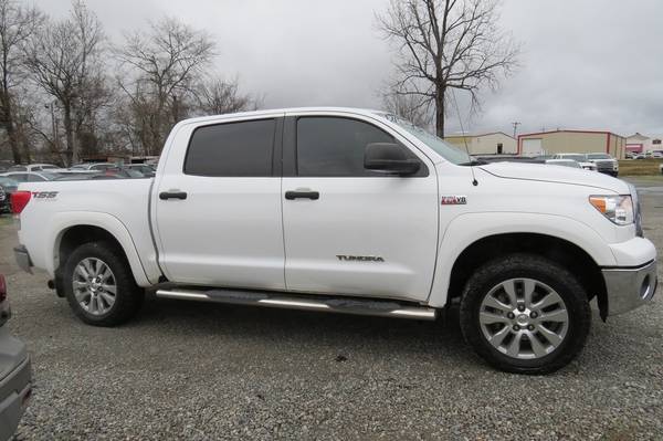 2013 Toyota Tundra TSS Off Road 4×4 Crew Max