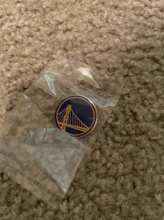 Golden State Warriors Package: Programs, Newspapers, Cheer Cards, Posters, Shirt