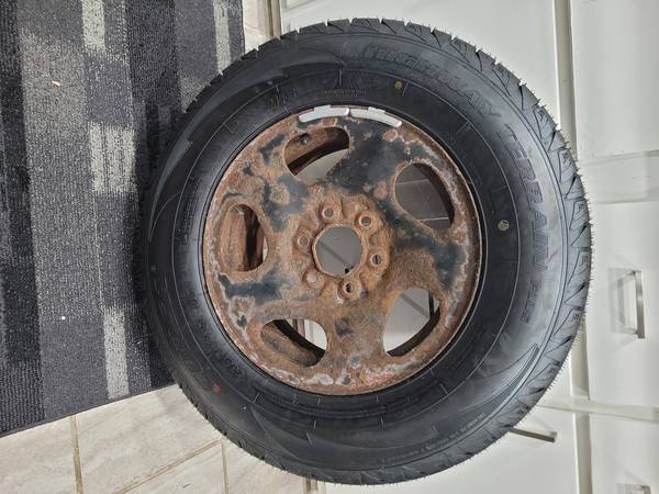 Tire never used