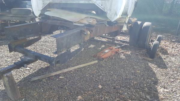 Chev gm 1 ton tilt bed frame & axle