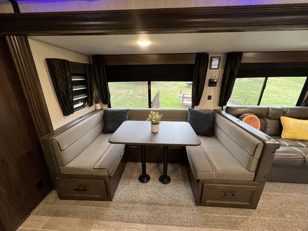 2021 Cherokee 324TS Travel Trailer