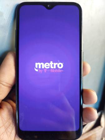 5.7″ Samsung A01 16GB Metro by T-Mobile carrier unlocked 2 cameras2020