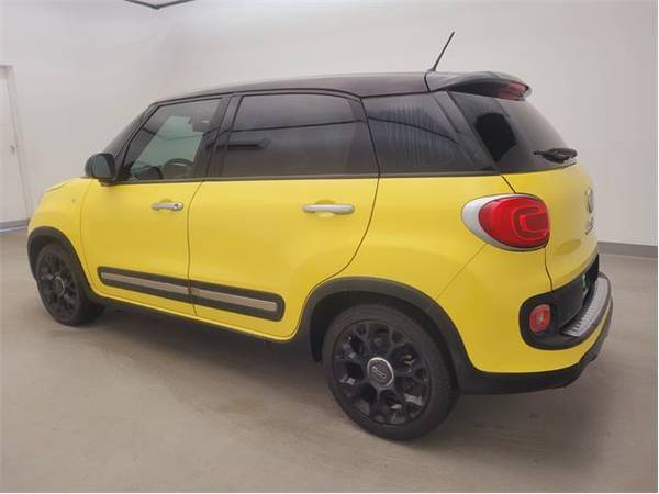 2015 FIAT 500L Urbana Trekking – hatchback