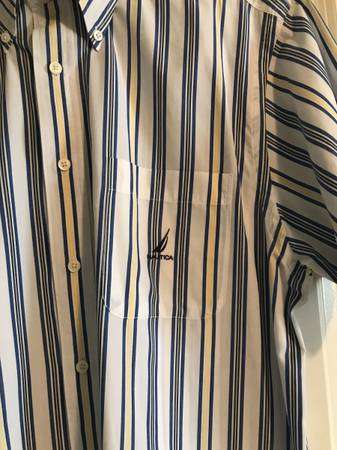 Men’s Nautica Short Sleeve Button Down Cotton Shirt, Size L, Striped