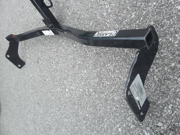 Hyundai Elantra Trailer Hitch 2009