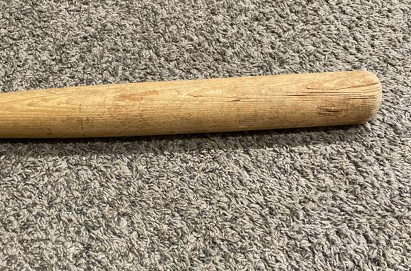 Lot 2 Vintage Wooden Bats Adirondack Lon Hen Little League Baseball Lo