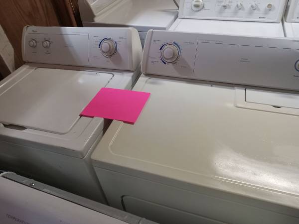 * Whirlpool set: Washer/Dryer