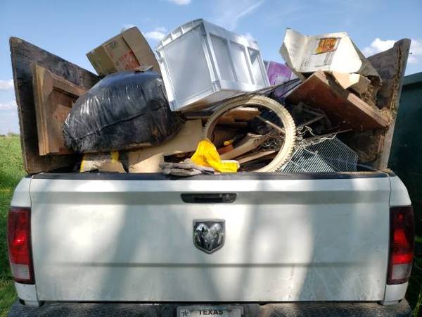 GOT JUNK AND TRASH RUINING THE LOOK OF YOUR HOME (Junk & Trash Disposa