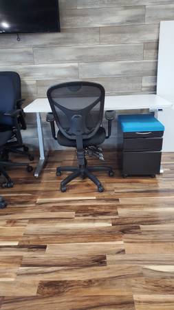 Start Up’s On A Budget , Need Office Furniture ?