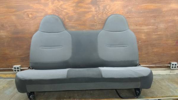 99-2008 Ford F-250/350 Super Duty Bench Seat. Rebuilt