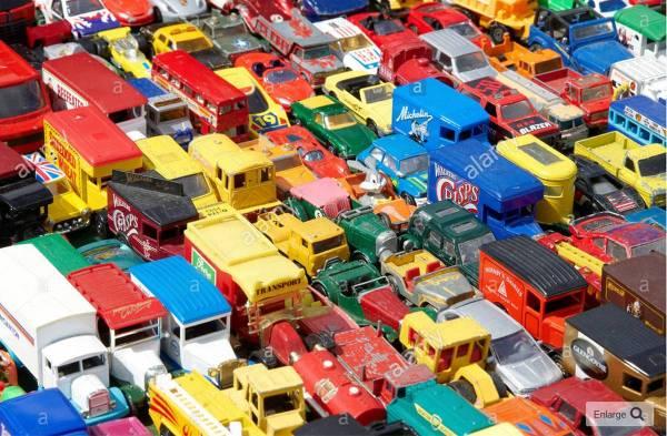 Buying die-Cast Car Collections Hotwheels Matchbox Jada Winross & More