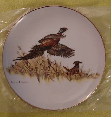 Set of 6 collectible Wildlife Plates with Case Clark Bronson MINT