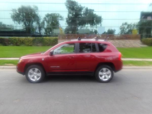 2012 JEEP COMPASS LATITUDE SPORT——DEALER SPECIAL——-ONE OWNER–