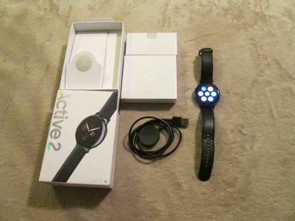 GalaxyActive 2 44mm Watch With Box And Accessories