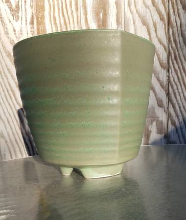 MUDHUT USA Ceramic Pottery…Large Triangular Planter