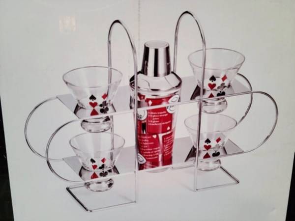 Cocktail Glasses-Cosmopolitan Caddy Set