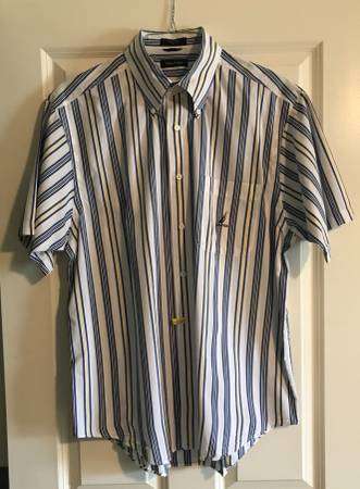 Men’s Nautica Short Sleeve Button Down Cotton Shirt, Size L, Striped