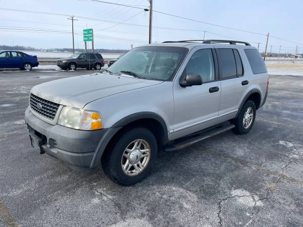 03 Ford Explorer XLS 4×4 V6 222k miles