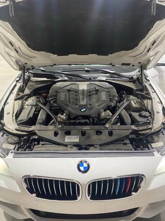 2013 BMW 550i M sport