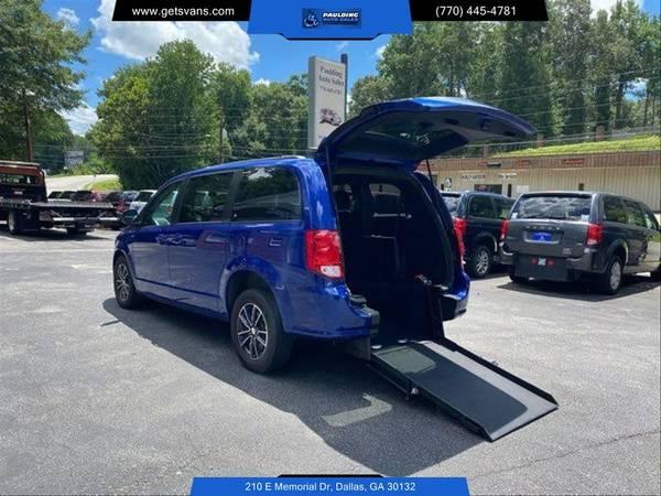 2015 *Chrysler* *Town* ** *Country* *haNDICAP* WHEELCHAIR ACCESSIBLE